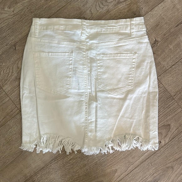Brand new ladies, white jeans skirt, size medium - Picture 3 of 3